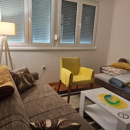 Apartman 1 *