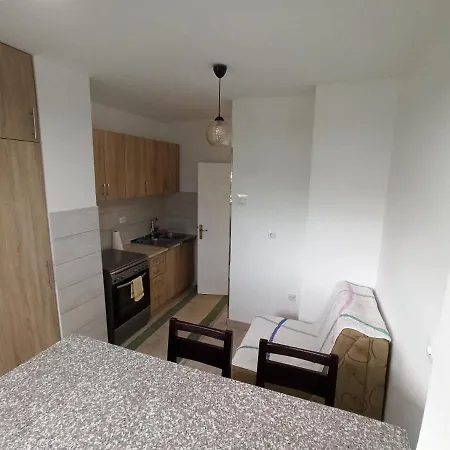 Apartman 1 Daire *